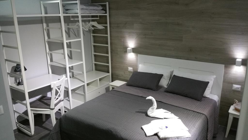 Alis Vanvitelli Suite Неаполь Екстер'єр фото