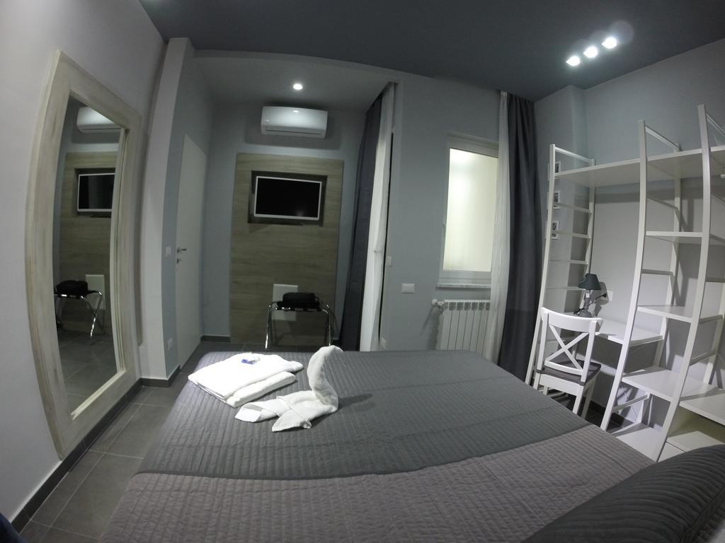 Alis Vanvitelli Suite Неаполь Екстер'єр фото