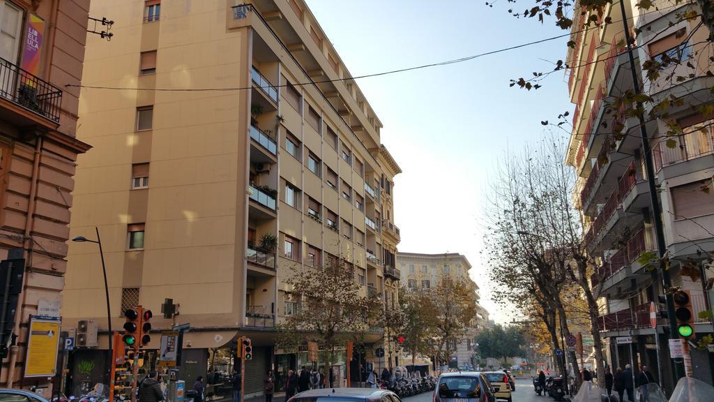 Alis Vanvitelli Suite Неаполь Екстер'єр фото